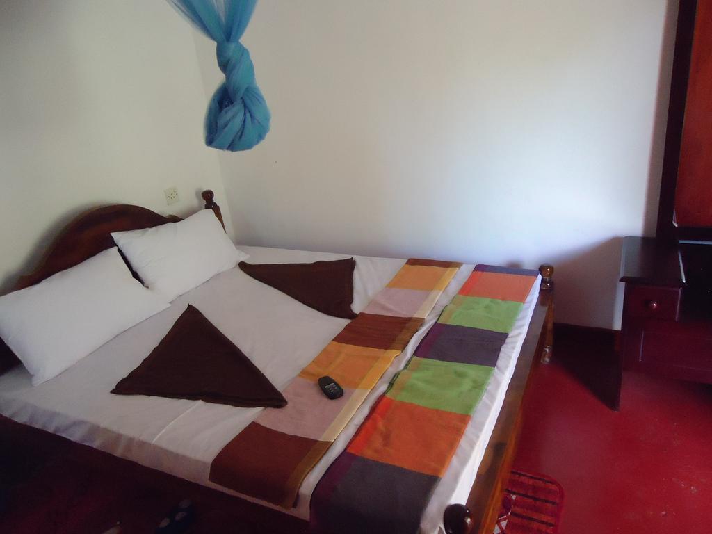 Sigiri Picaso Home Stay Sigiriya Exteriör bild