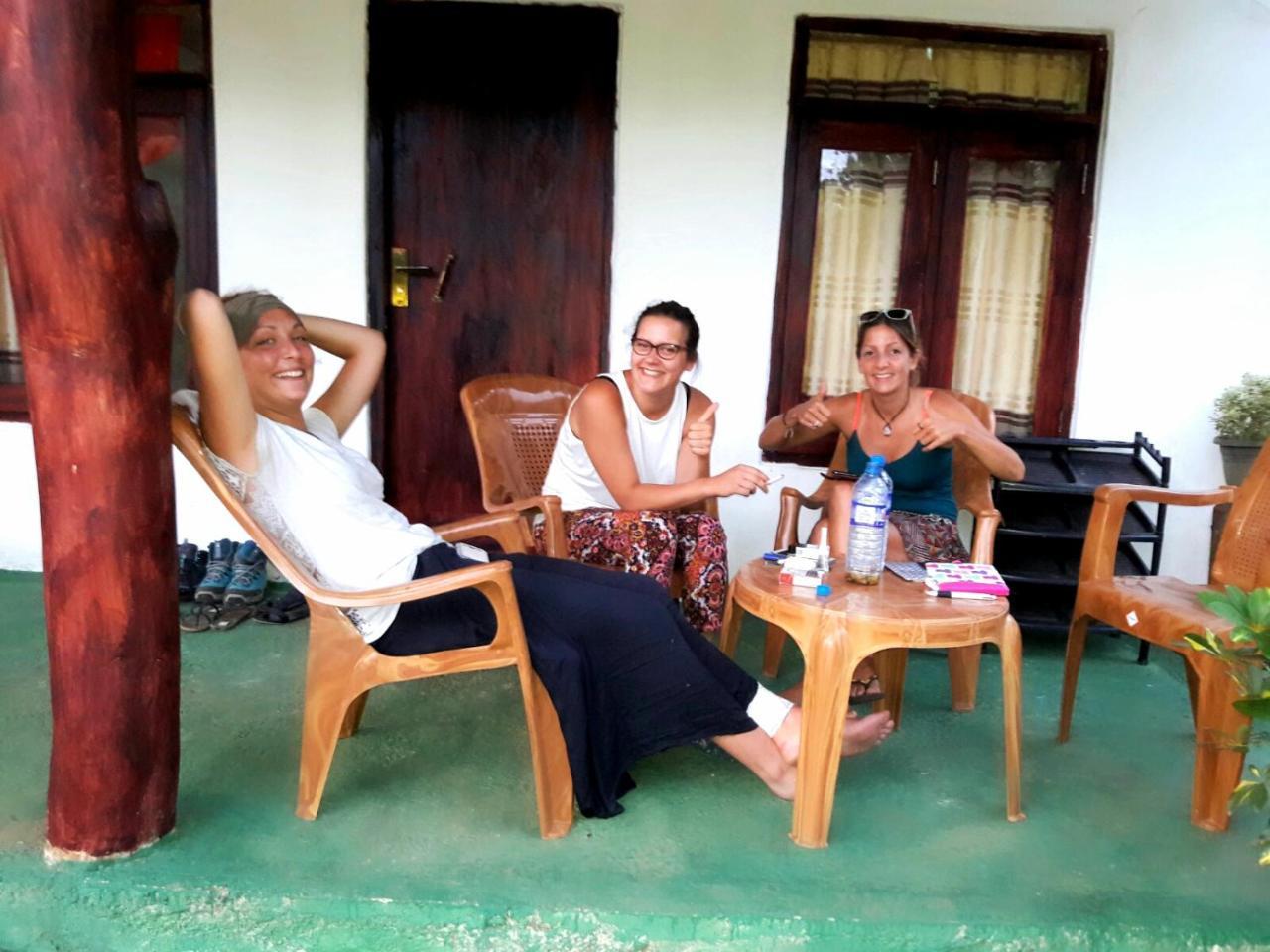 Sigiri Picaso Home Stay Sigiriya Exteriör bild