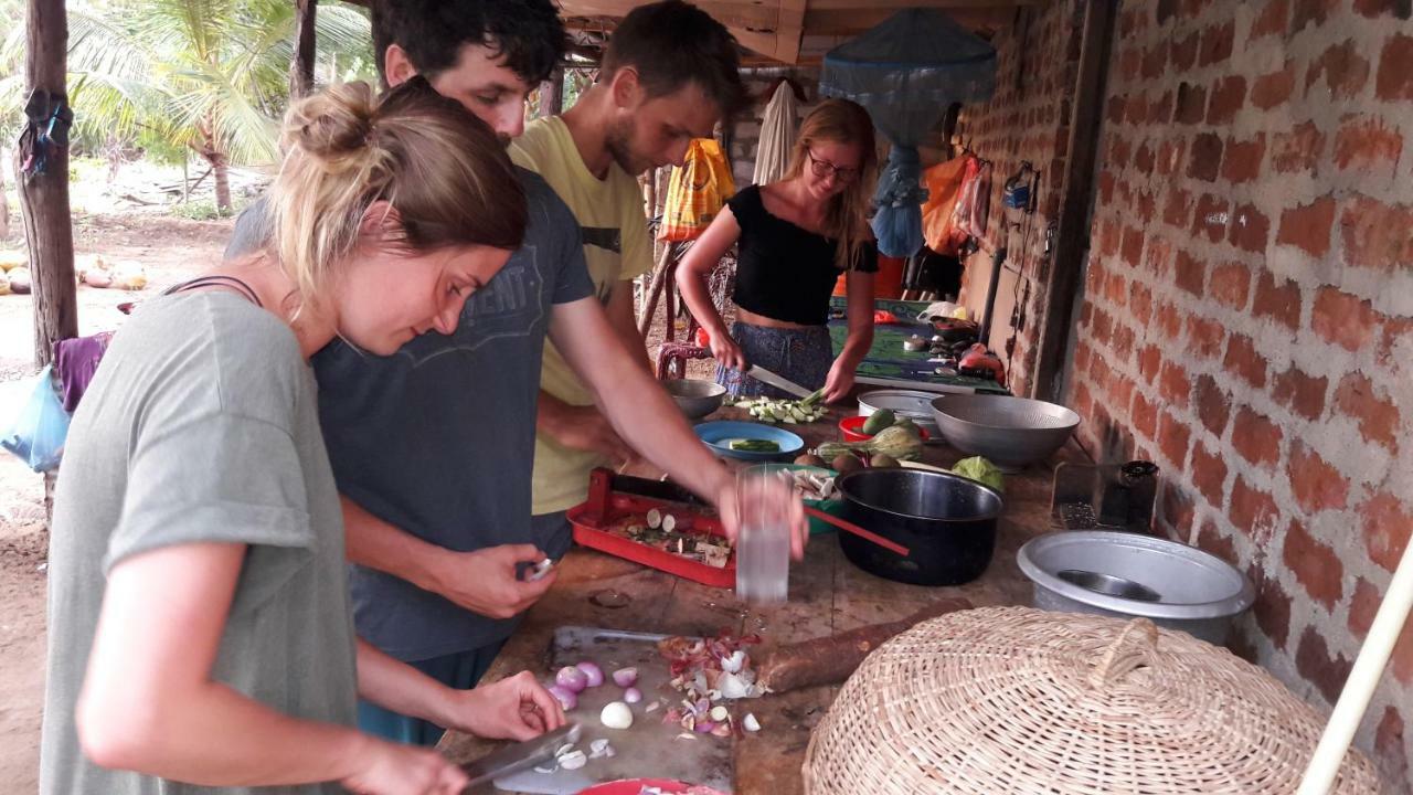 Sigiri Picaso Home Stay Sigiriya Exteriör bild